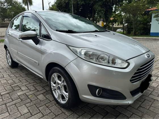 FORD FIESTA 1.5 SE HATCH 16V FLEX 4P MANUAL